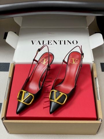 GIÀY SLINGBACK NỮ VLTN V-LOGO SIGNATURE – MŨI NHỌN SANG SẮC, TÔN DÁNG CHÂN, 3 TÙY CHỌN GÓT