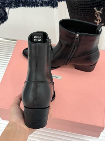 BỐT CỔ NGẮN NỮ M M PHOM WESTERN MŨI THON GÓT KHỐI DA THẬT