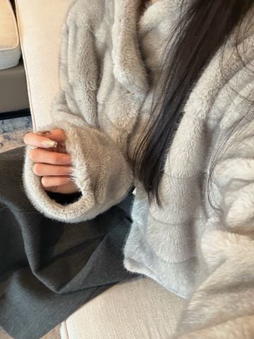 ÁO KHOÁC NỮ DR PHONG CÁCH OLD MONEY ÂU BẢN – LÔNG NHÂN TẠO CAO CẤP NHÌN RẤT THẬT