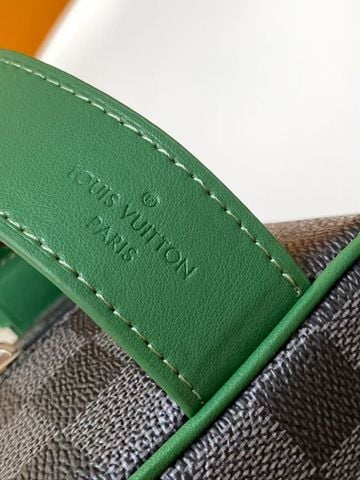 TÚI ĐỰNG ĐỒ UNISEX L V HOẠ TIẾT DAMIER BẢN LOCKER DOPP KIT – FORM HỘP CỨNG CÁP, PHONG THÁI CHỈN CHU