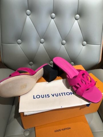 DÉP NỮ L V LV ISOLA MULE DA BÊ SUEDE NÂU GÓT 5CM – QUAI CUT-OUT LV CIRCLE THANH LỊCH