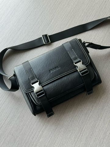 Túi nam PRAD* đeo chéo – Limited Edition, Phong cách Đỉnh cao