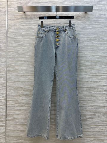 QUẦN JEANS NỮ SCH CÚC VÀNG BẤT ĐỐI XỨNG ỐNG LOE NHẸ SIÊU TÔN CHIỀU CAO