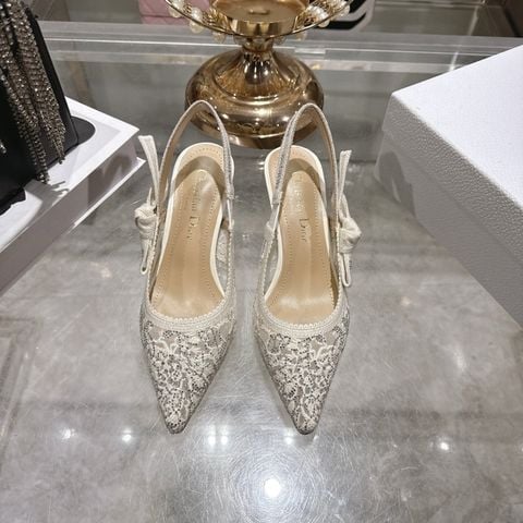 GIÀY CAO GÓT NỮ DR LƯỚI ĐÍNH ĐÁ LẤP LÁNH – DÁNG MŨI NHỌN SANG CHẢNH, QUAI HẬU MẢNH MAI TÔN CHÂN