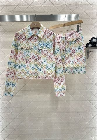Set L*V áo khoác denim + chân váy