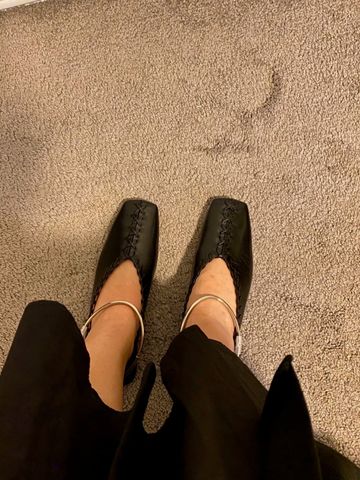 GIÀY BỆT NỮ JS KHOEN TRÒN KIM LOẠI – MŨI VUÔNG TINH GỌN, ĐƯỜNG ĐAN CHỈ NỔI BẬT