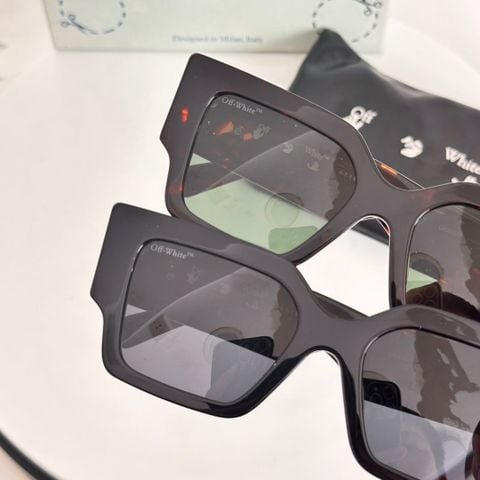 KÍNH MÁT UNISEX OW FORM GỌNG CHỮ NHẬT BẢN DÀY – ĐIỂM NHẤN ARROW TRÊN CÀNG