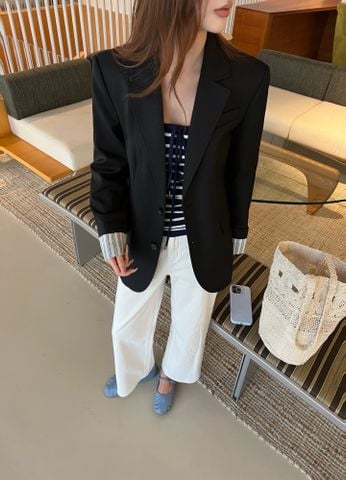 ÁO BLAZER NỮ L W PHOM TAILORED HAI KHUY, CỔ TAY SỌC THÊU LOGO – VẢI SUIT PHA LEN