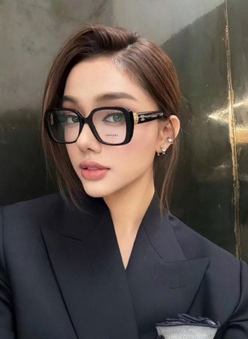 KÍNH MẮT NỮ CN FORM VUÔNG OVERSIZE PHỐI KIM LOẠI BIỂU TƯỢNG