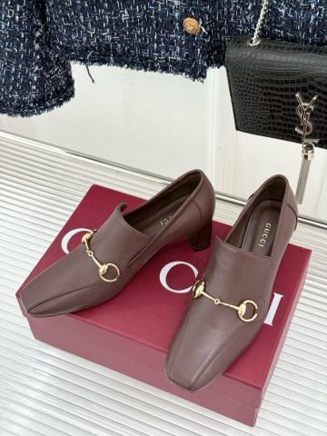 GIÀY PUMP NỮ G C SIGNORA HORSEBIT – SQUARE-TOE, SLIM-PROFILE BLOCK HEEL, SMOOTH CALF LEATHER, CAO 6CM VÀ 10CM
