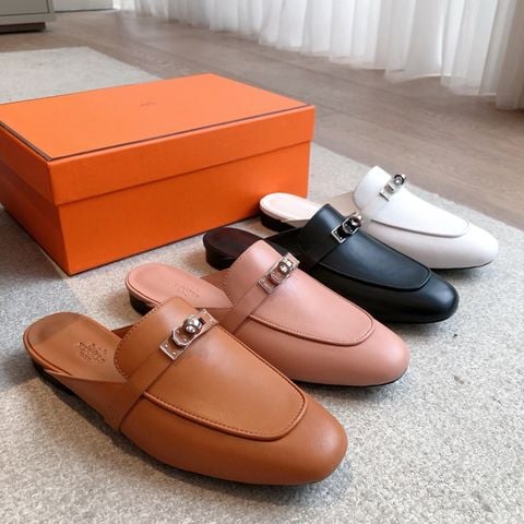 Sục nữ Herme*s  Oz Mule – phiên bản Eclair 2025