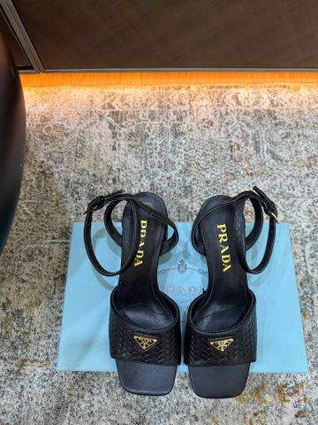 SANDAL CAO GÓT NỮ P R D QUAI DA ĐAN DẬP NỔI GÓT VUÔNG 7.5CM THANH LỊCH CAO CẤP
