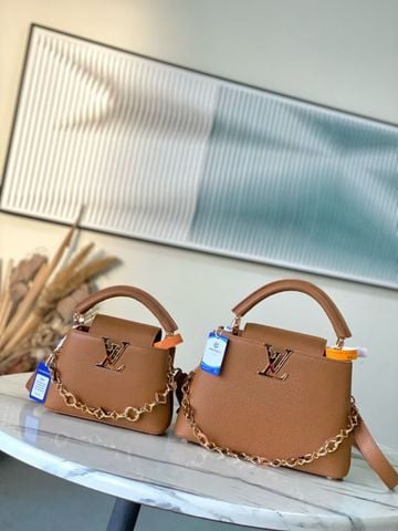 TÚI XÁCH NỮ LV* CAPUCINES HARMONY DA TAURILLON – DÂY CHUỖI MONOGRAM BIỂU TƯỢNG