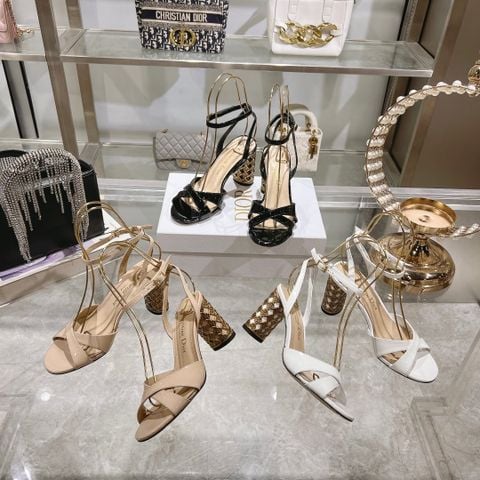 SANDAL CAO GÓT NỮ DR QUAI CHÉO CHỮ X – GÓT TRỤ LOGO ĐAN NỔI 8CM