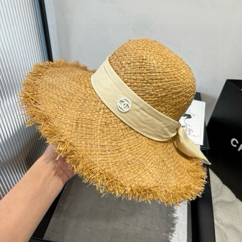 Mũ nữ CHNEL*  – “Bờm Cói Sành Điệu