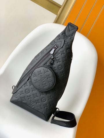TÚI ĐEO CHÉO NAM L V DUO SLINGBAG MONOGRAM SHADOW DÁNG TAM GIÁC PHỐI POUCH TRÒN
