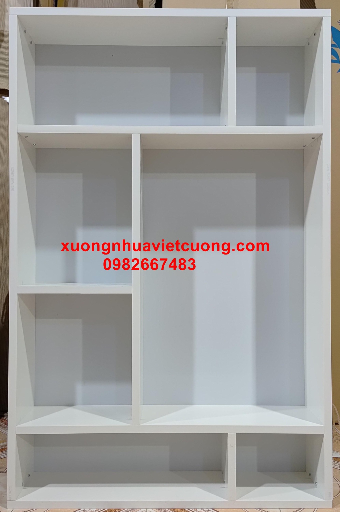 GIÁ SÁCH NHỰA KS381