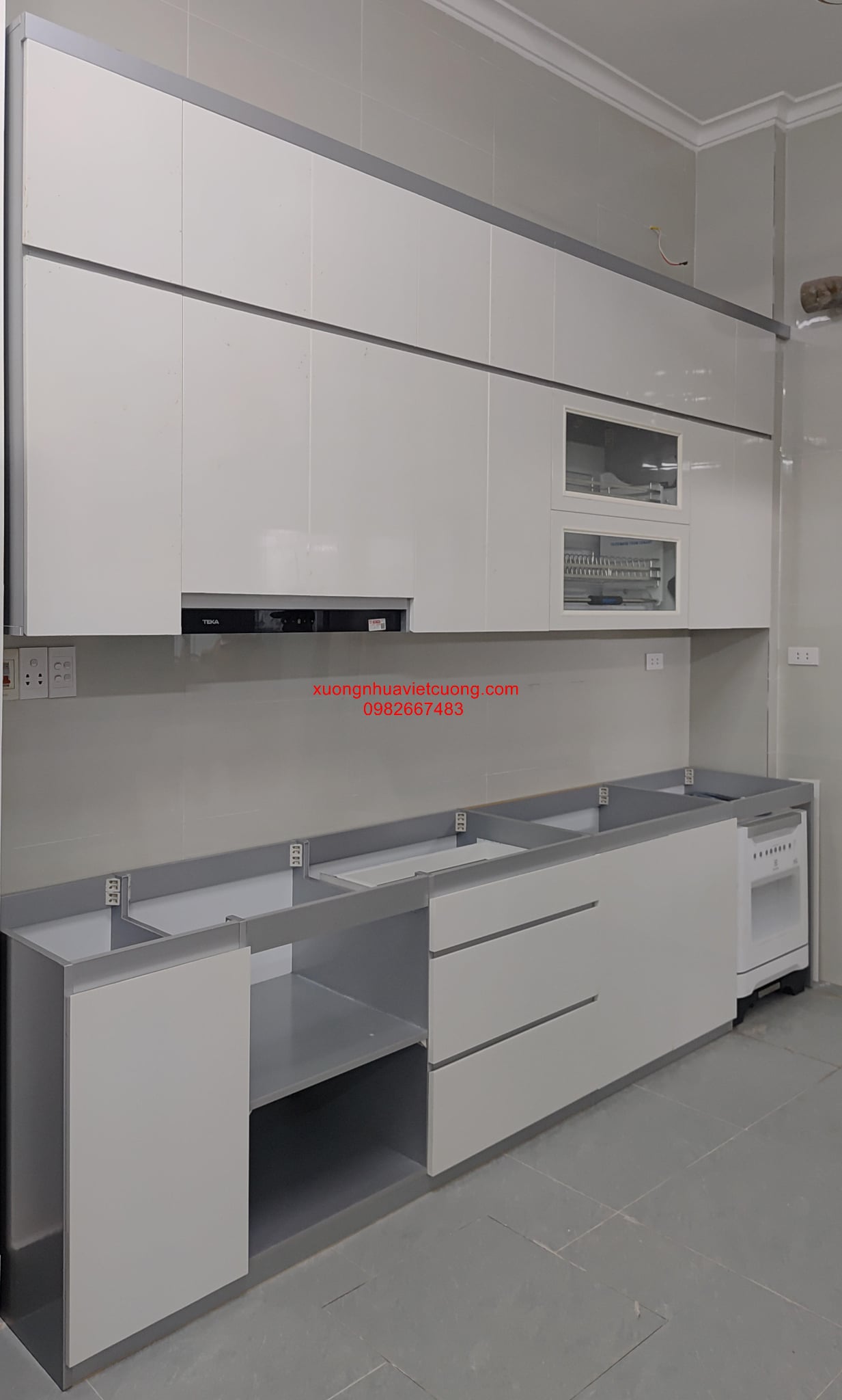 TỦ BẾP NHỰA TBN189