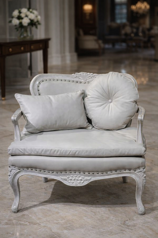 GHẾ LOUIS BẠCH NGỌC