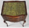 Bàn tab A provincial serpentine accent table  5002-135