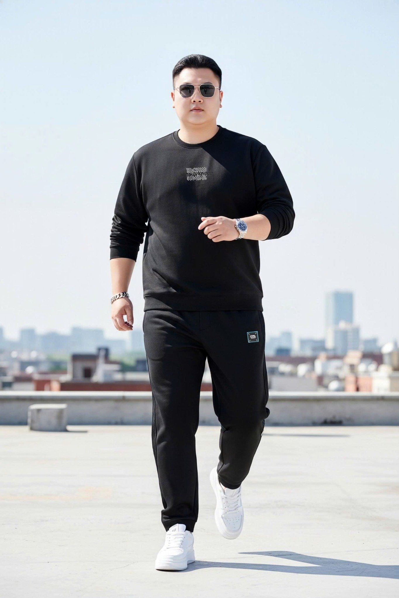 Áo Nỉ Đen Thêu Big Size Nam