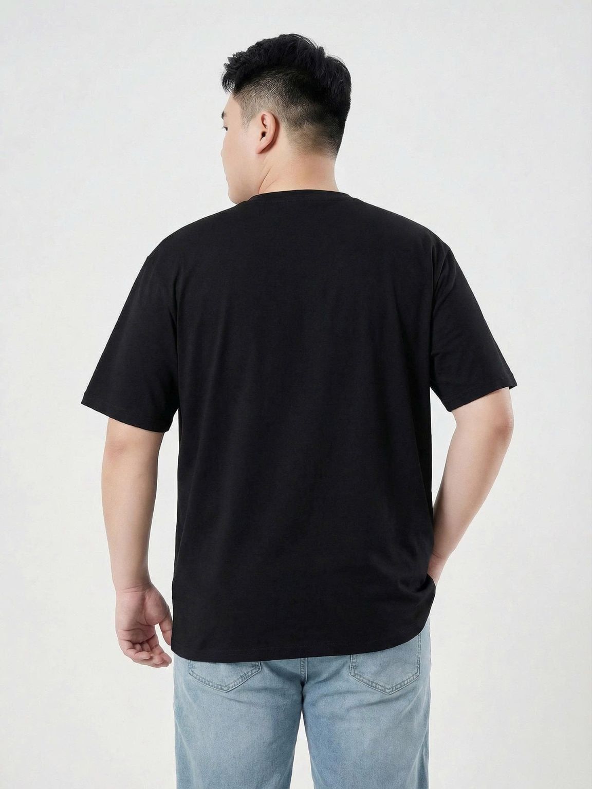 Áo Thun Đen Họa Tiết Big Size Nam