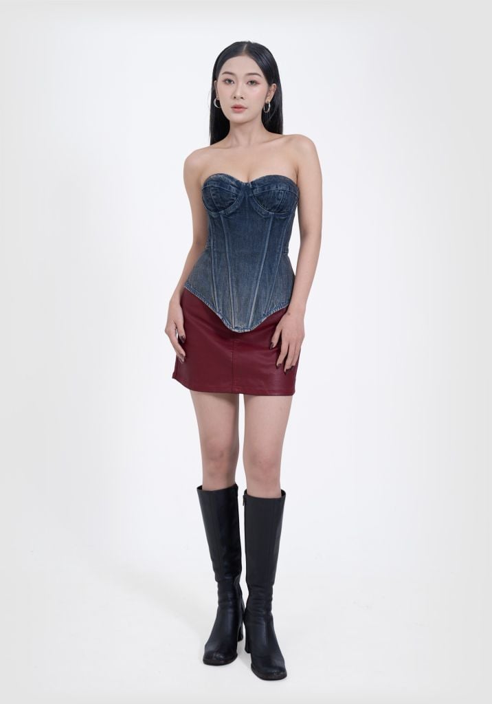 Áo Denim Phom Corset, Cup Ngực Màu Xanh Đậm Phủ Tint - Dark Blue Tint Corset Denim Top With Cups - 124WD1015A1