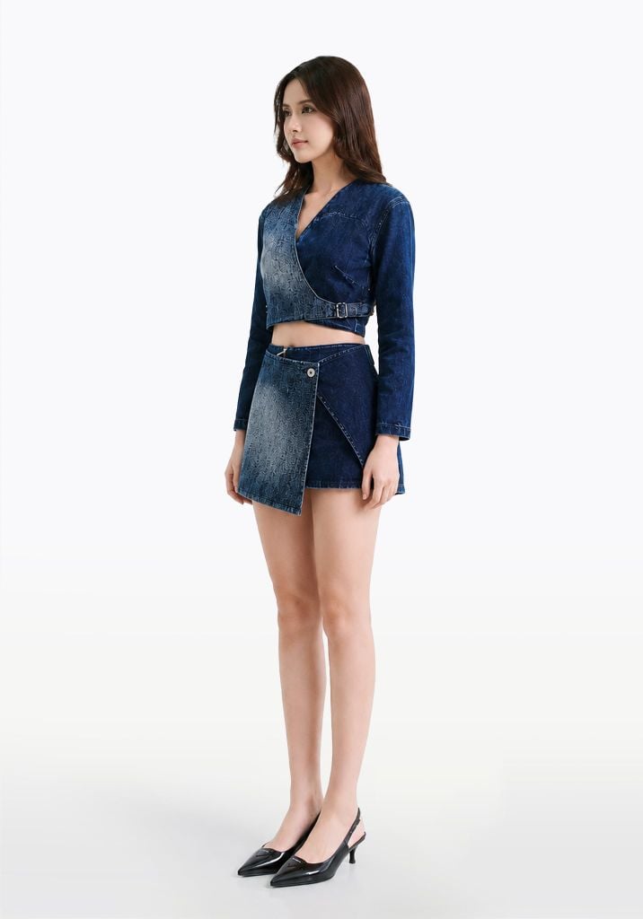 Áo Khoác Nữ Denim Tay Dài Vạt Chéo. Women's Diagonal Long Sleeve Denim Jacket - 124WD1044A1