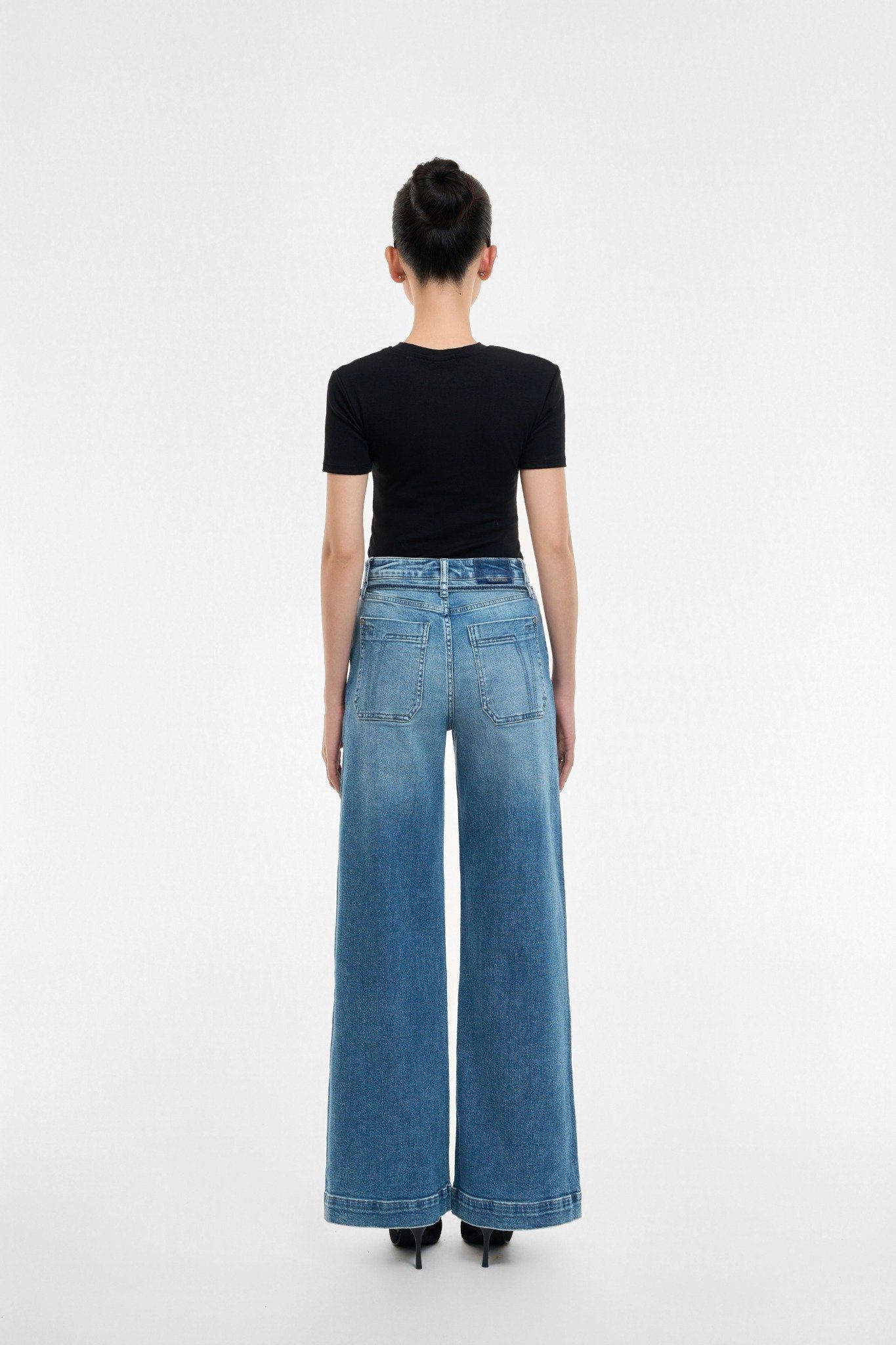 QUẦN DÀI NỮ DENIM LIGHT BLUE FORM WIDE LEG CÓ DÂY LƯNG - 124WD2085F1