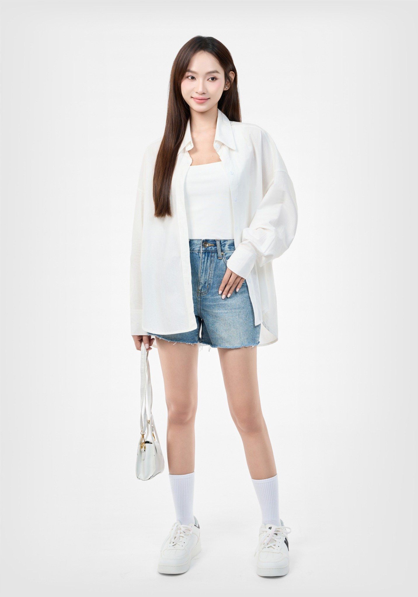 QUẦN SHORTS NỮ DENIM LIGHT BLUE  FORM RỘNG - 125WD1103F1