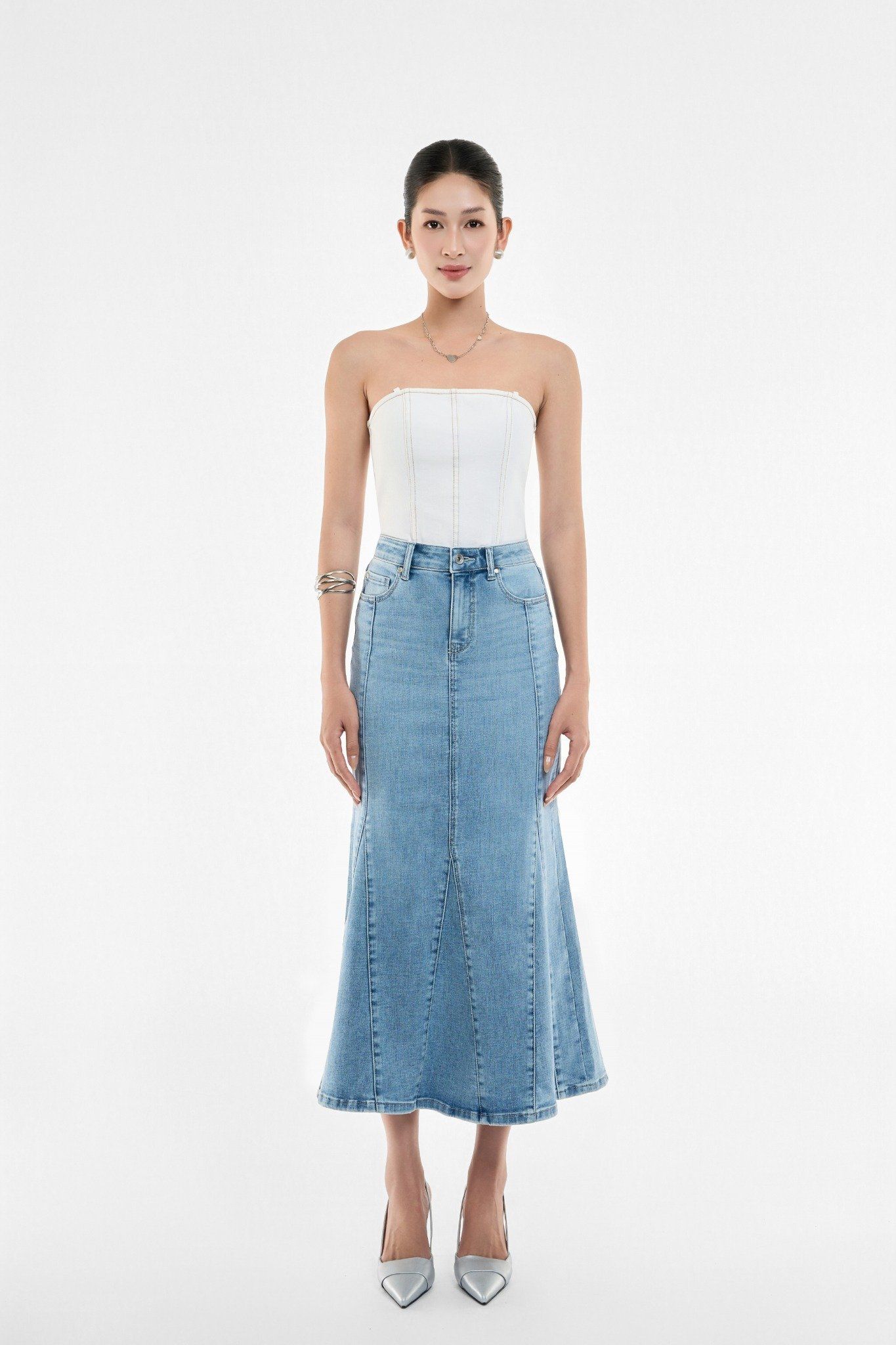 ÁO KIỂU NỮ DENIM TRẮNG FORM ÔM - 125WN1015F1