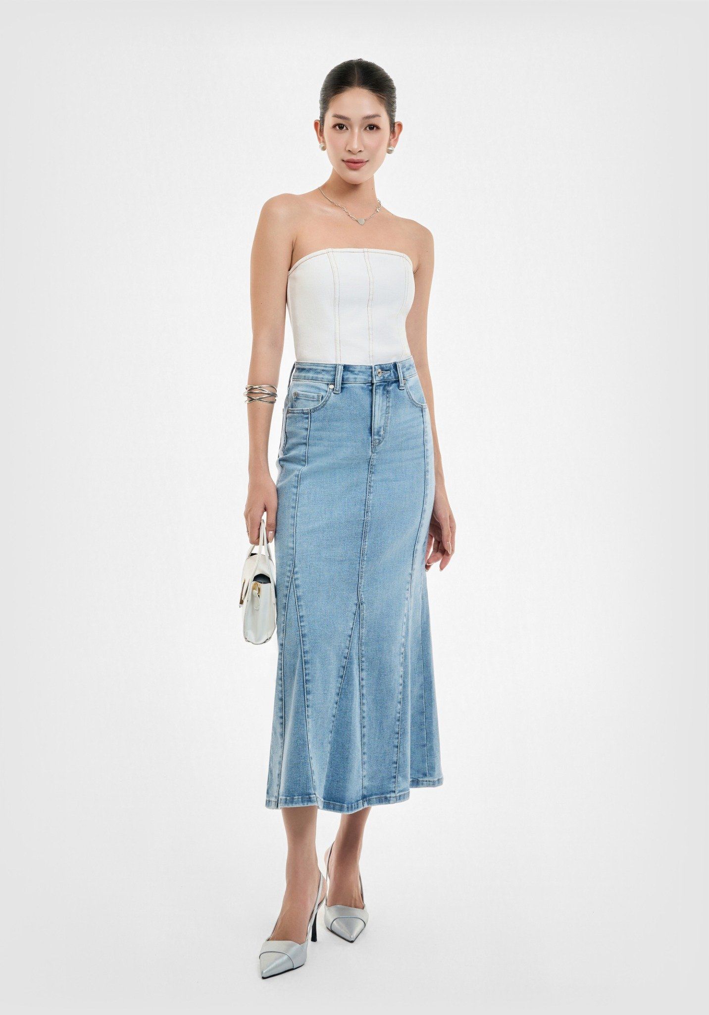 ÁO KIỂU NỮ DENIM TRẮNG FORM ÔM - 125WN1015F1