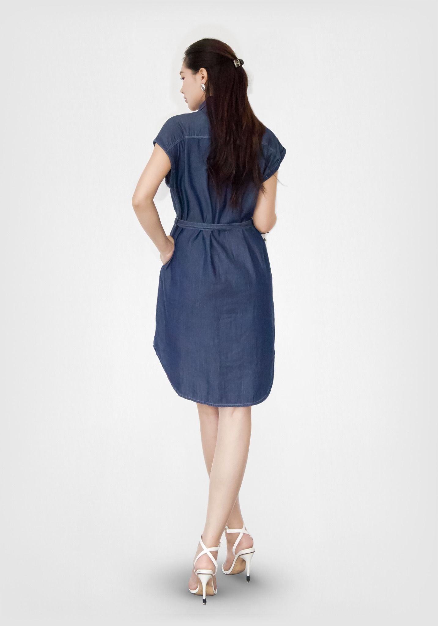 Đầm Sơ Mi Denim Xanh Đậm Form Suông Rộng - 125WD2124B1