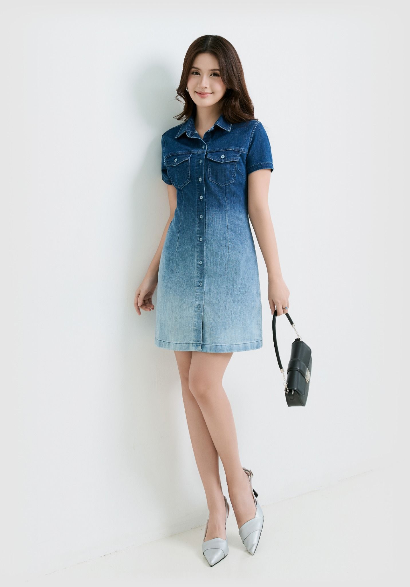 ĐẦM SƠ MI DENIM NGẮN TAY OMBRE FORM A - 125WD2125F3