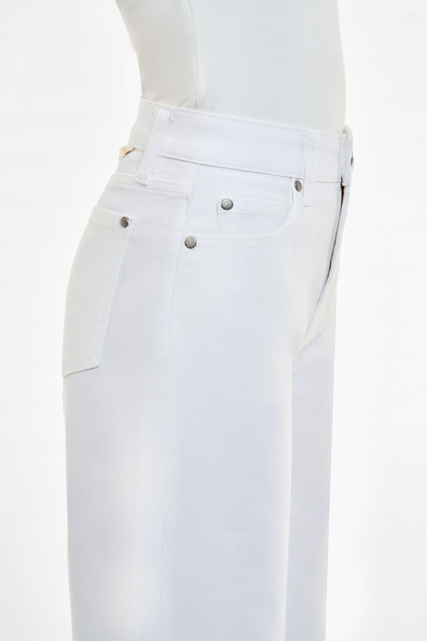 QUẦN DÀI NỮ DENIM TRẮNG FORM STRAIGHT - 125WN2083B1