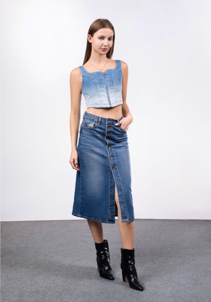 Áo Denim Nữ Kiểu Bra Màu Xanh Sáng. Light  Blue Bra Style Women's Denim Shirt - 222WD1015F1