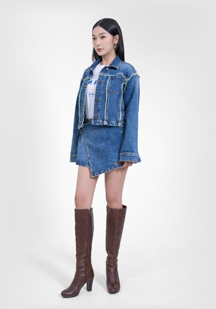 ÁO KHOÁC NỮ DENIM MEDIUM BLUE  FORM CROP RỘNG - 224WD1044F1