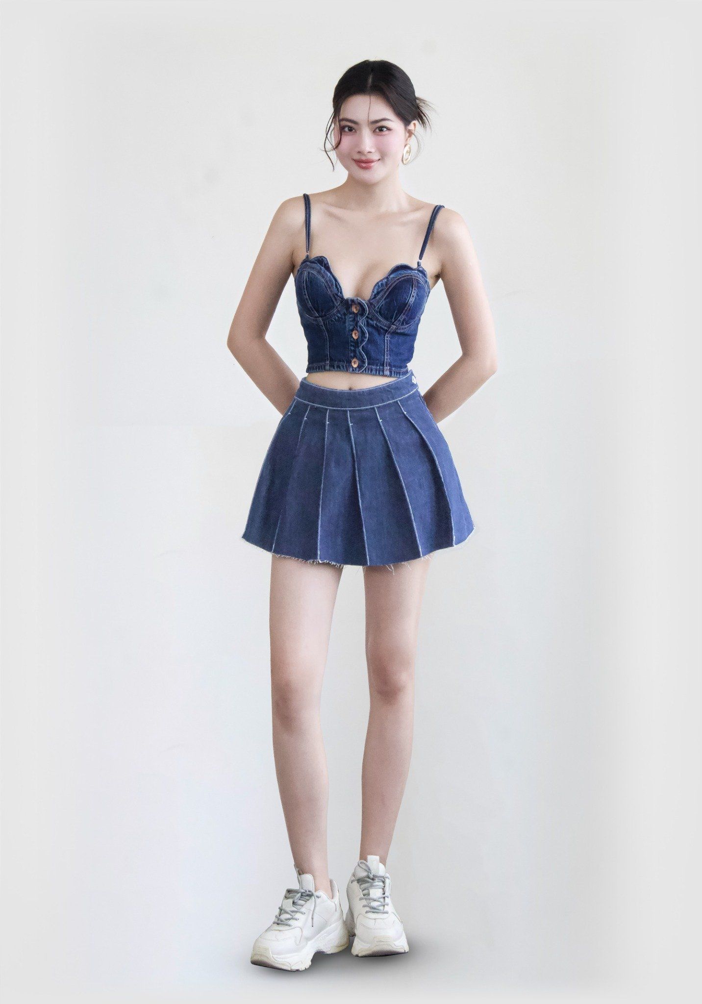 VÁY NGẮN DENIM MED/DARK BLUE XẾP LY FORM A (CÓ QUẦN BẢO HỘ) - 224WD1113F1