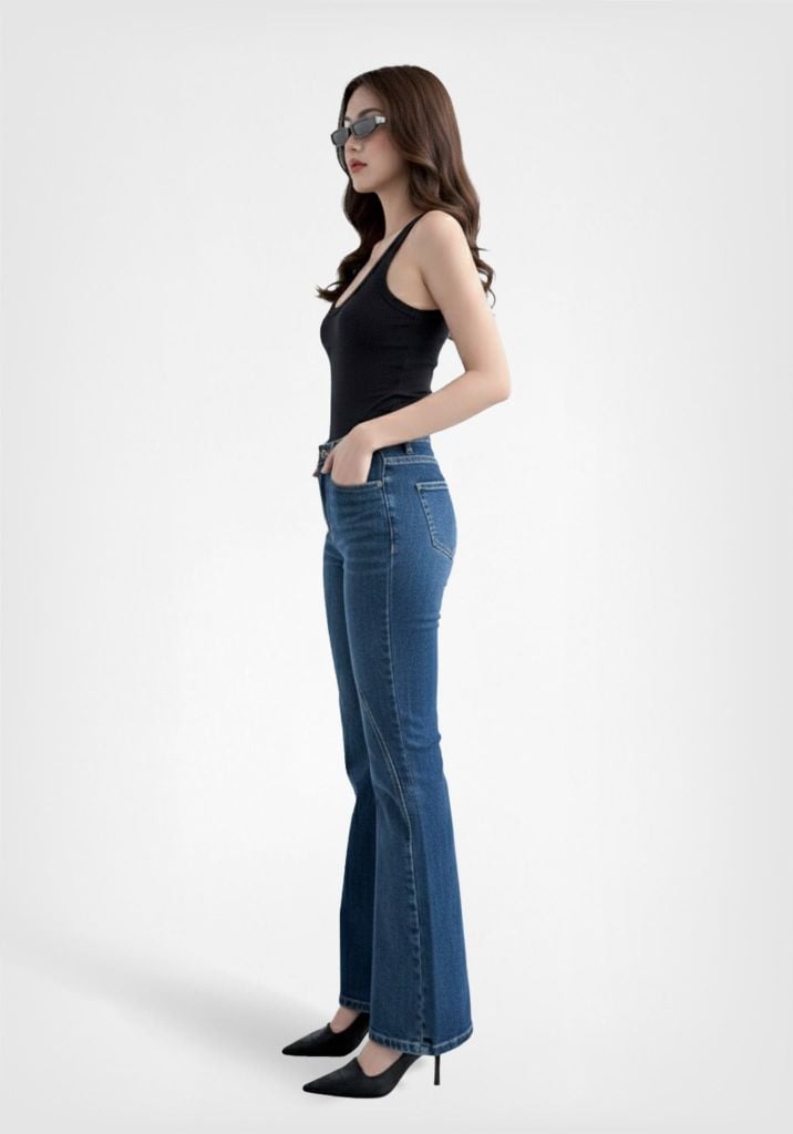 Quần Dài Nữ Dáng Loe Laser Xéo Màu Med Blue - Med Blue Laser Cut Flare Jeans - 224WD2084F2