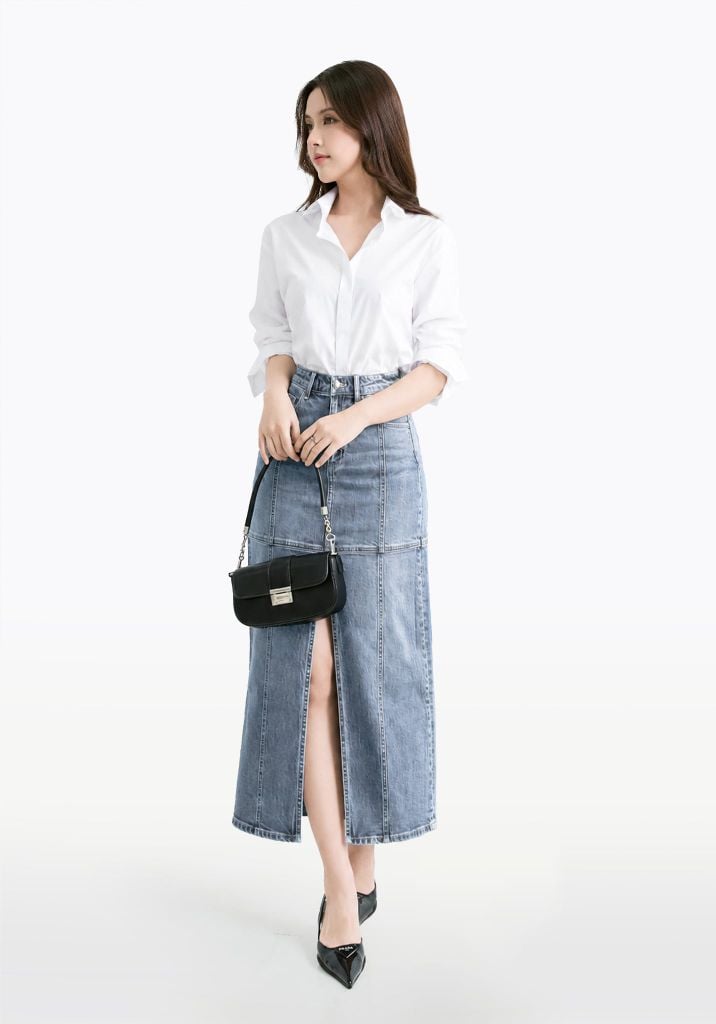 Váy Nữ Denim Xanh Sáng Form Midi - 224WD2115F1