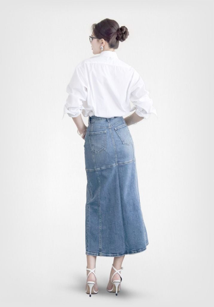 Váy Nữ Denim Xanh Sáng Form Midi - 224WD2115F1