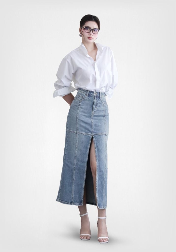 Váy Nữ Denim Xanh Sáng Form Midi - 224WD2115F1