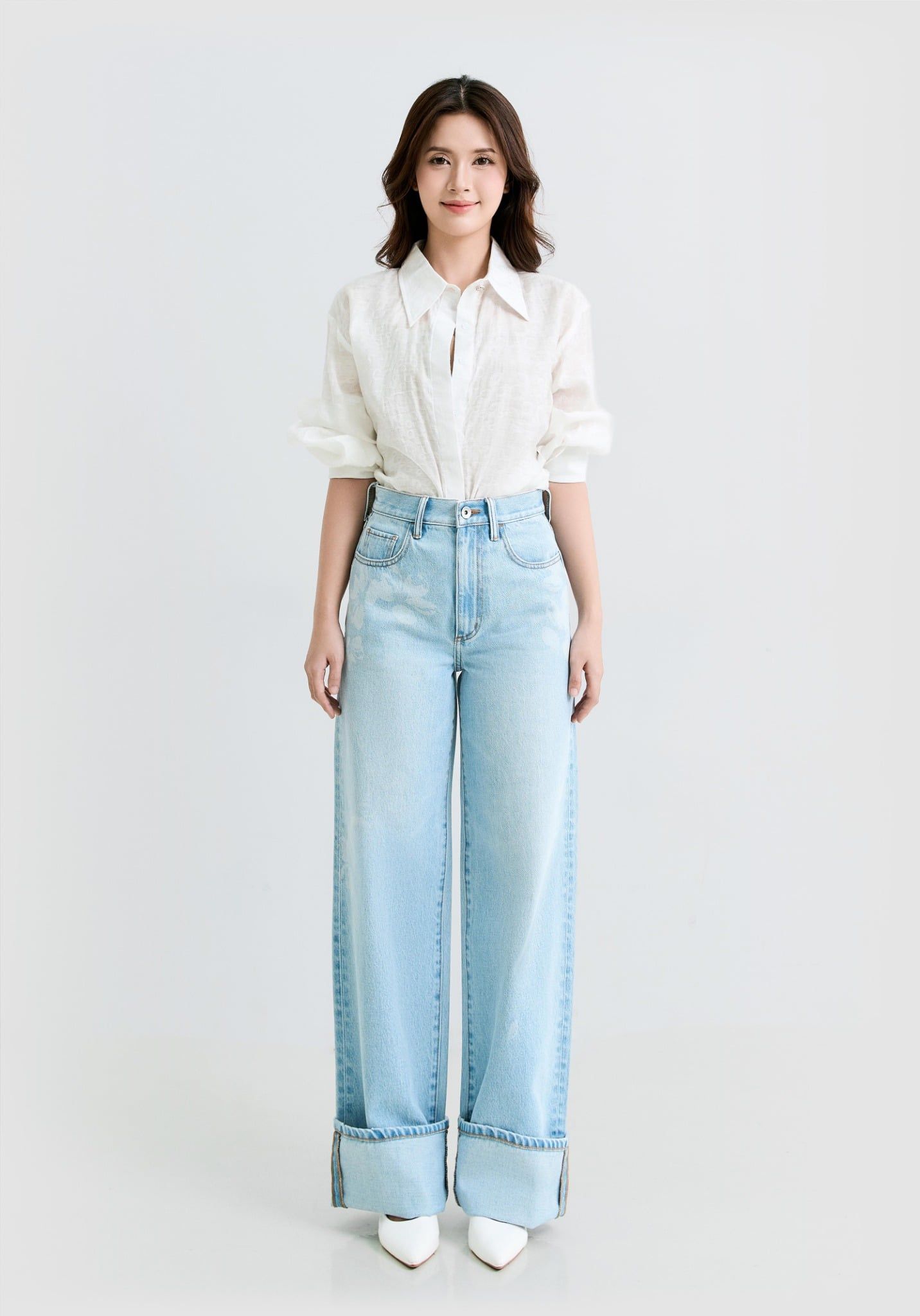 QUẦN DÀI NỮ DENIM DÁNG RELAX DÀI LẬT LAI LASER HOA - 225WD1080F4