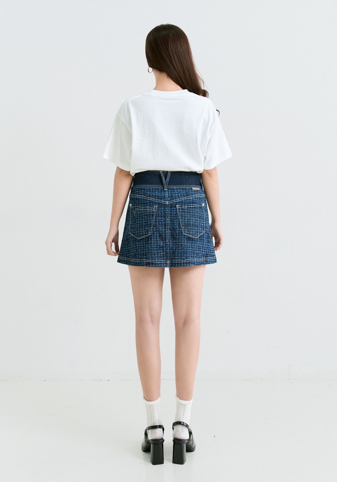 VÁY NGẮN  DENIM NỮ DÁNG A  LASER GIẢ CHẤT LIỆU VẢI  TWEED (CÓ QUẦN BẢO HỘ) - 225WD1114F1