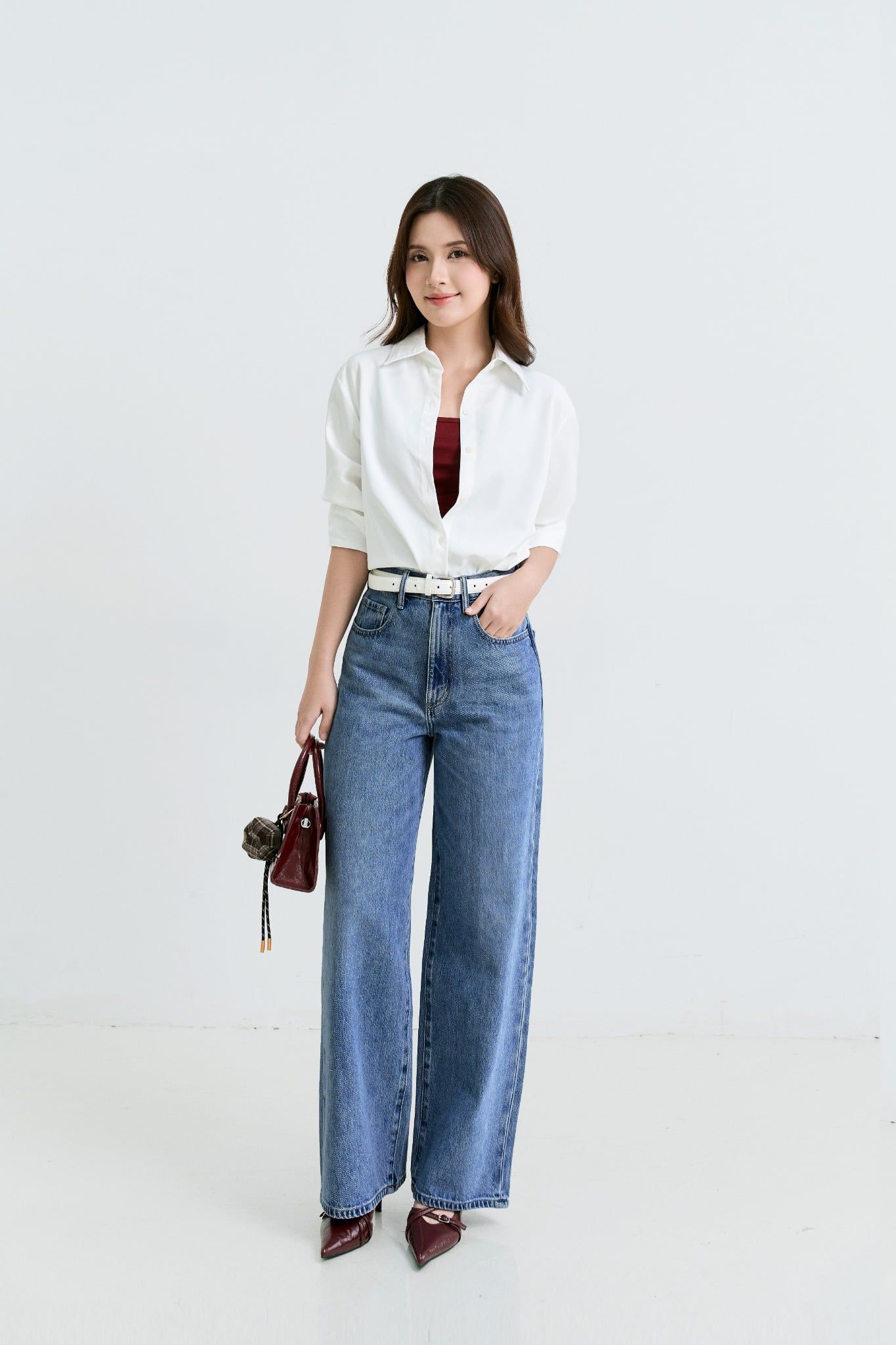 QUẦN DÀI NỮ DENIM DÁNG RELAX CROP XANH TRUNG - 225WD2080B1