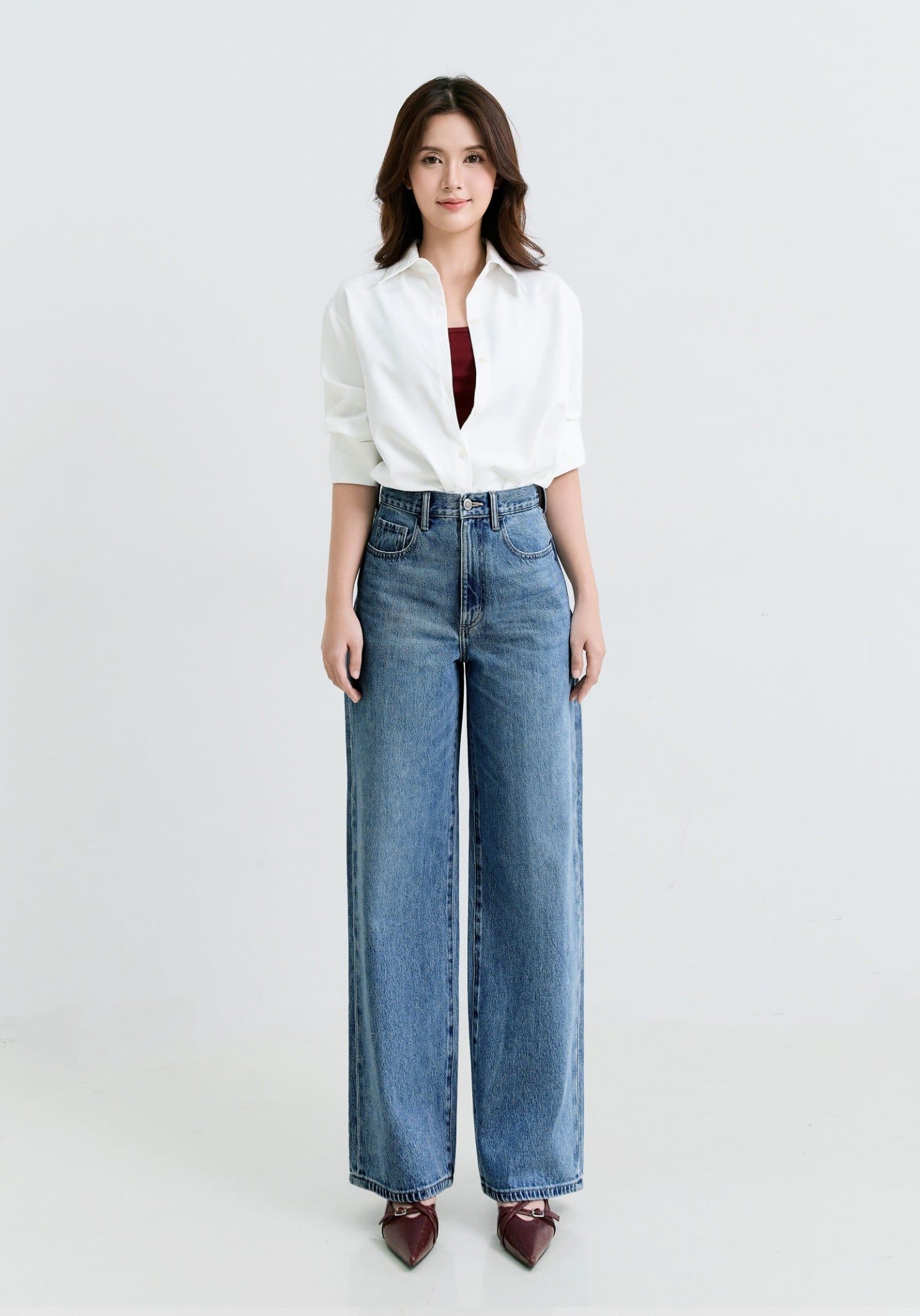 QUẦN DÀI NỮ DENIM DÁNG RELAX CROP XANH TRUNG - 225WD2080B1