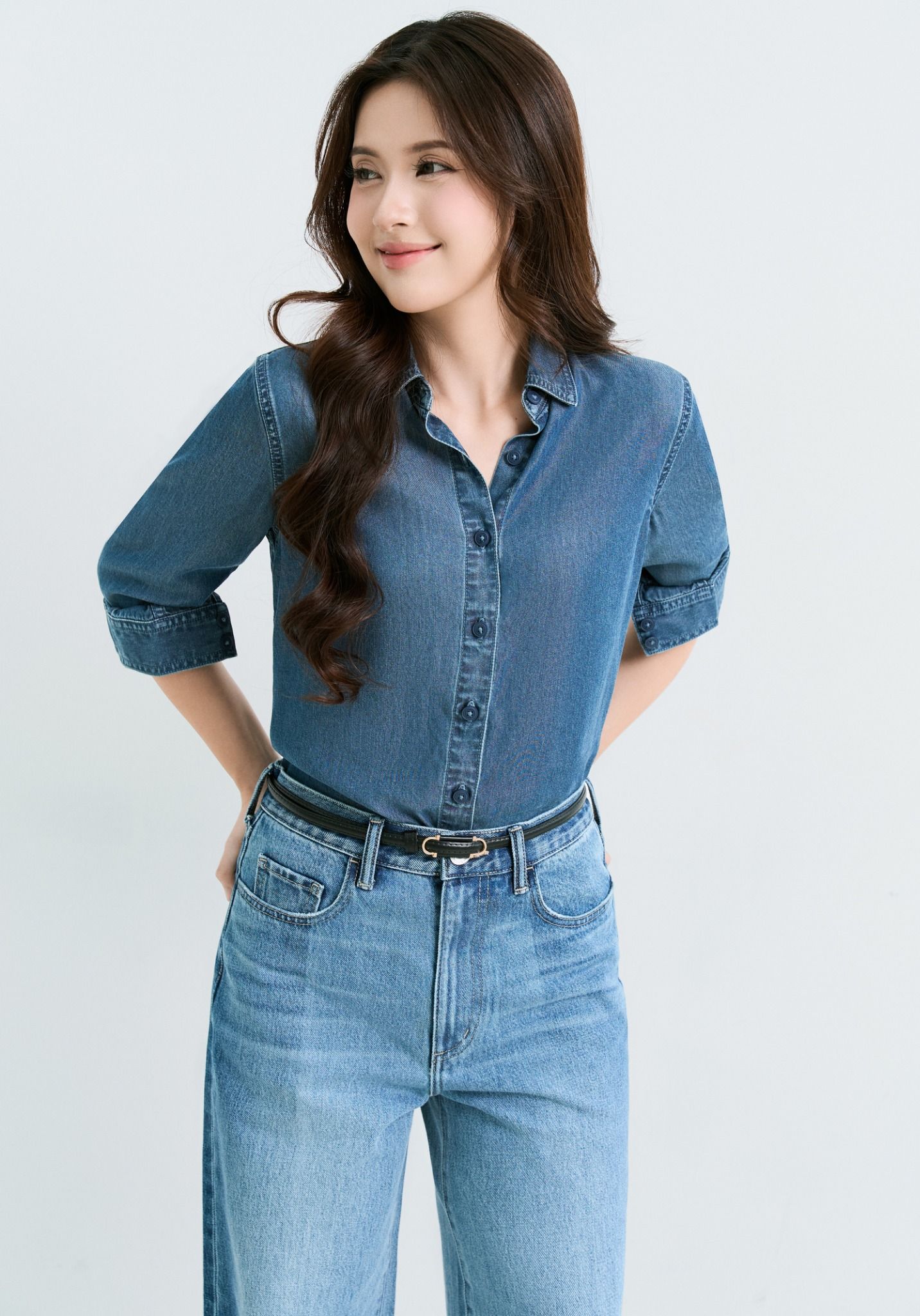 QUẦN DÀI NỮ DENIM DÁNG RELAX CROP LASER 2 MÀU - 225WD2080F2