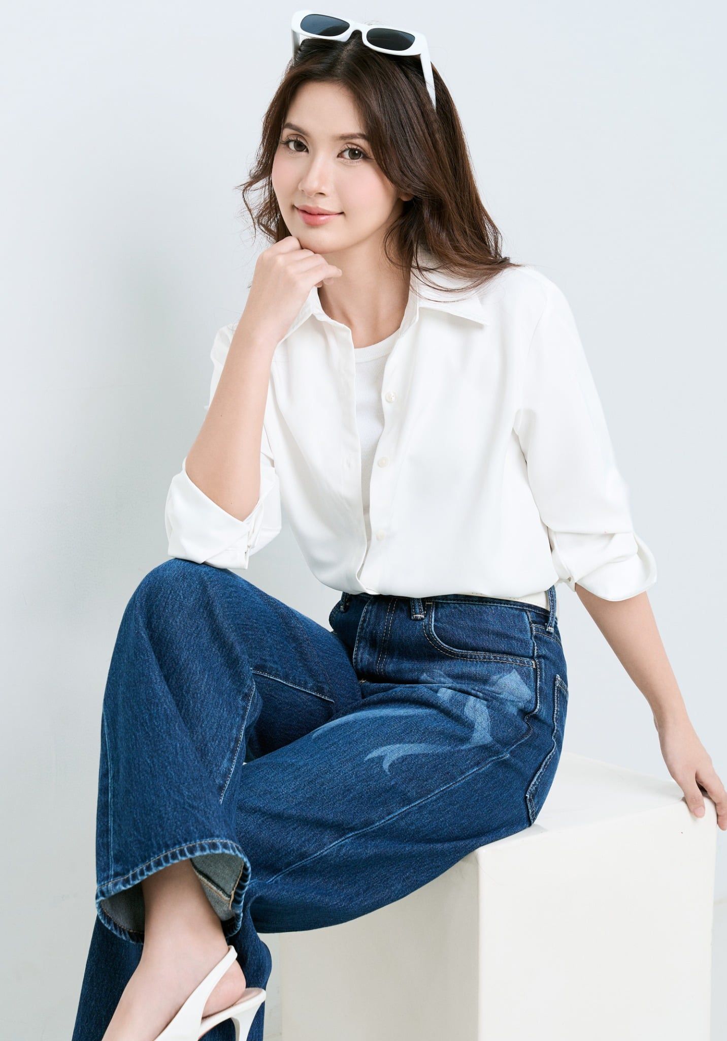 QUẦN DÀI NỮ DENIM DÁNG RELAX CROP LASER NƠ - 225WD2080F3