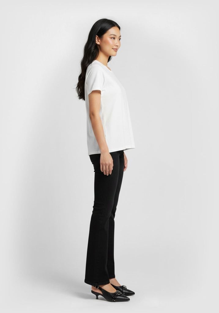 ÁO THUN NỮ DÁNG REGULAR MÀU TRẮNG IN CHỮ KÝ TRÁI TIM - 225WN2021B2