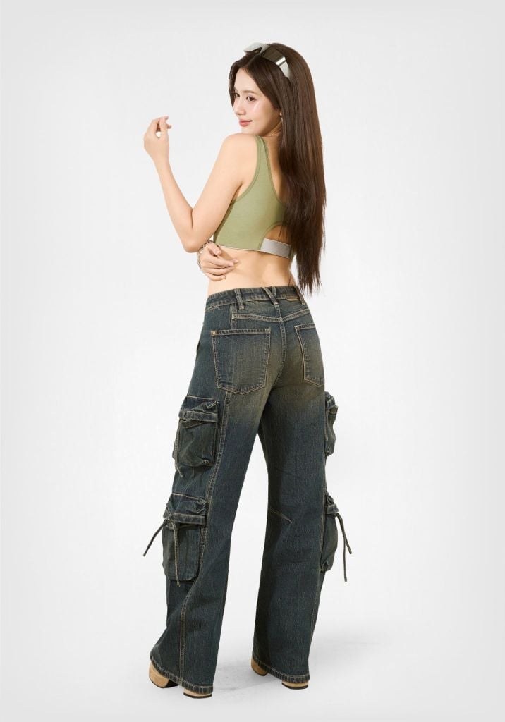 QUẦN JEANS NỮ DÁNG RELAX CARGO MÀU XANH VINTAGE - 126WD1080F3